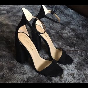 Black fashion nova high heels